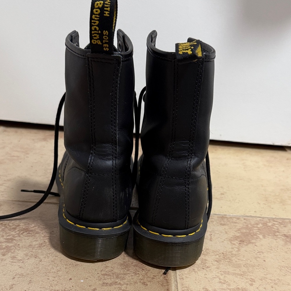1460 Dr. Martens Women’s Size 9 Black Leather Boots with Yellow Stitching - Picture 3 of 5